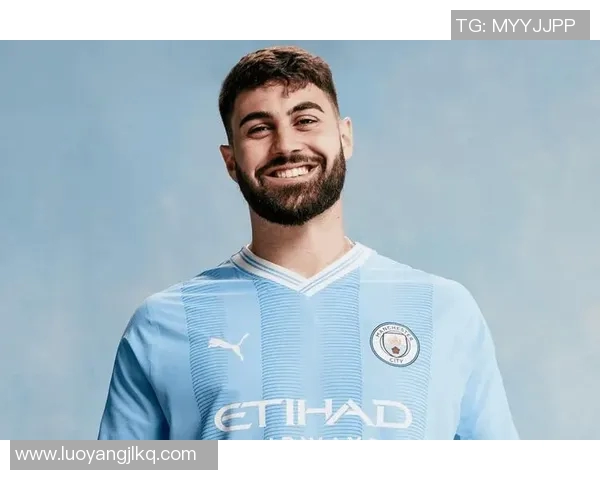 今日足球转会风云揭秘 大牌球员动向一网打尽