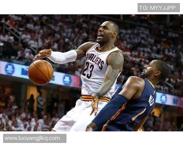 季后赛近五场表现全面解析 数据揭示球员状态与球队走势 季后赛近五场表现全面解析 数据揭示球员状态与球队走势